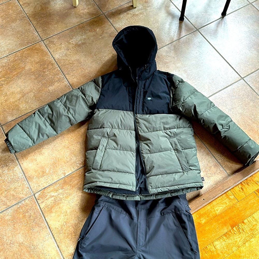Vans puffy jacket Med